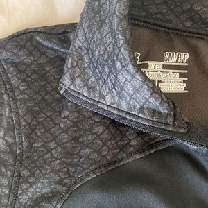 Under Armor Snake Skin Run Jacket